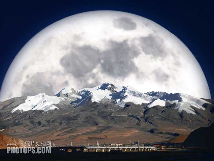 PS合成漂亮的明月照耀雪山场景